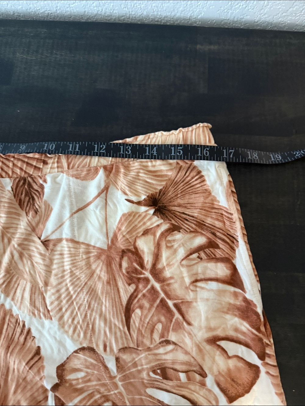 Soma Cool Nights Neutral Tropical Leaves Lounge PJ Short with Pockets Size Large - Picture 4 of 7